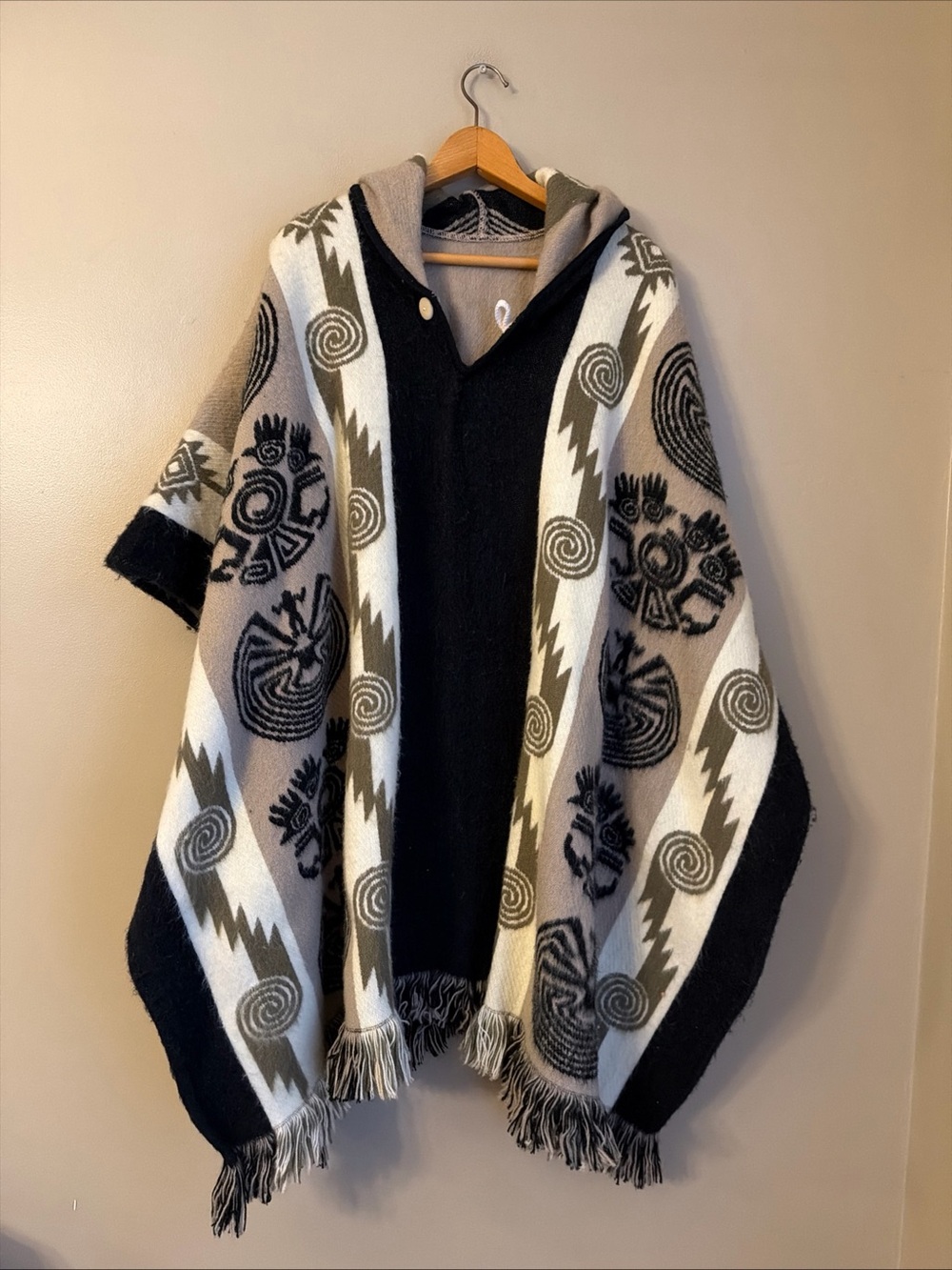 Tejidos diaz Wool Blend Poncho With Hood Blank Wrap Aztec Western Ecuador mayan